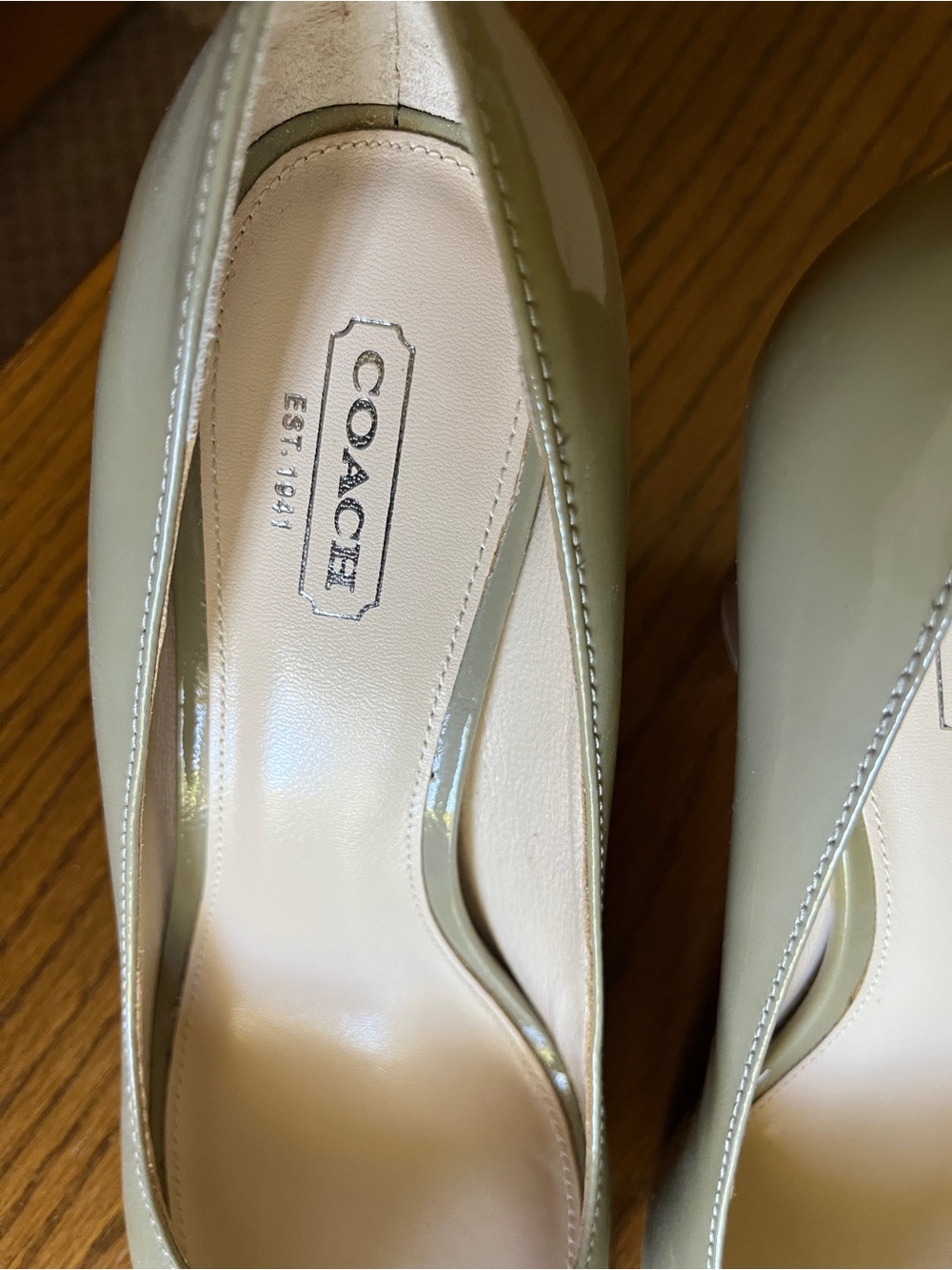 Coach Taupe Patent Leather Peep-Toe Heels with Silver Buckle size 7B - Picture 4 of 6